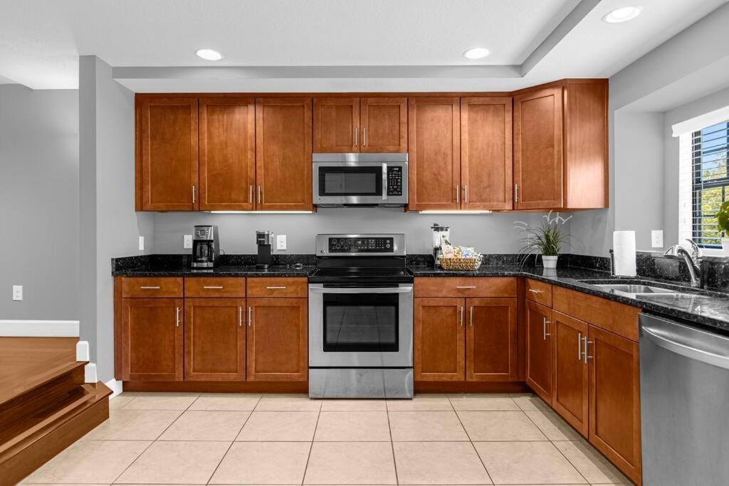 Vibrant 4Br Family Townhome 1 Mile From Disney World And Disney Springs Orlando Exterior foto