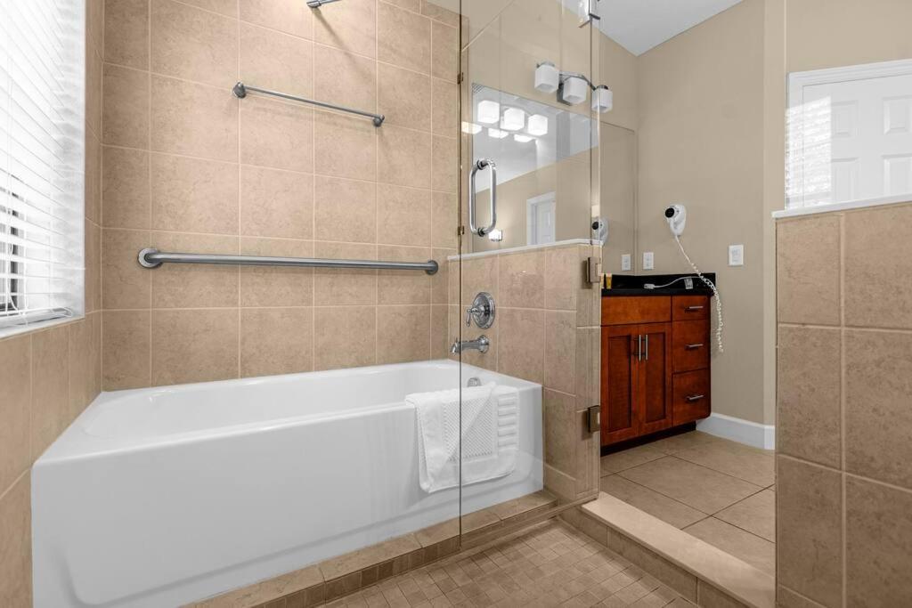 Vibrant 4Br Family Townhome 1 Mile From Disney World And Disney Springs Orlando Exterior foto